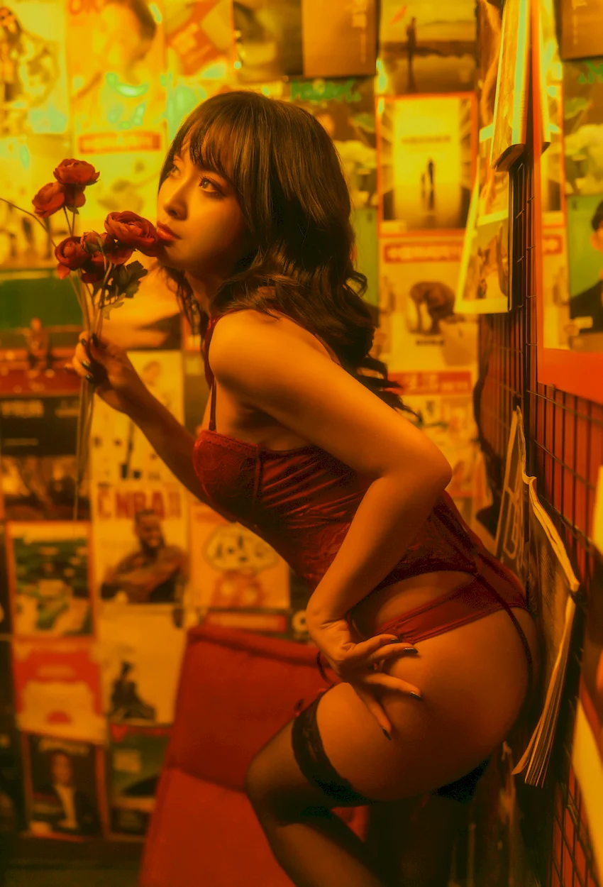 洛璃 LoLiSAMA  72套 cosplay写真作品合集下载 [完整原版][持续更新]