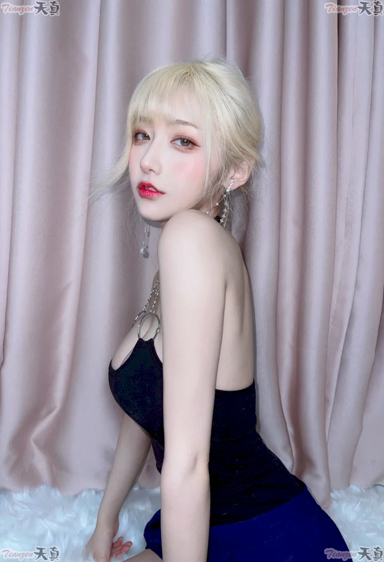 啾小妍  4套 cosplay写真作品合集下载 [完整原版][持续更新]